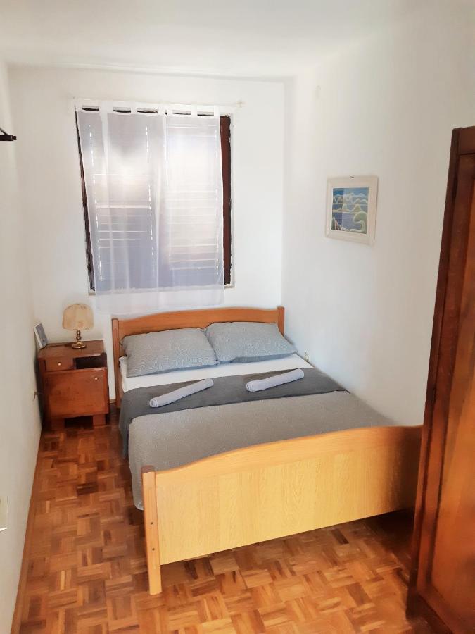 Dalmatino Apartmani Vir Exterior photo